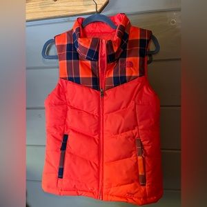 North face puffy vest